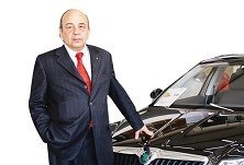 Türk malı otomobil için ortağı Şahenk’i ‘güçlü adres’ gösterdi