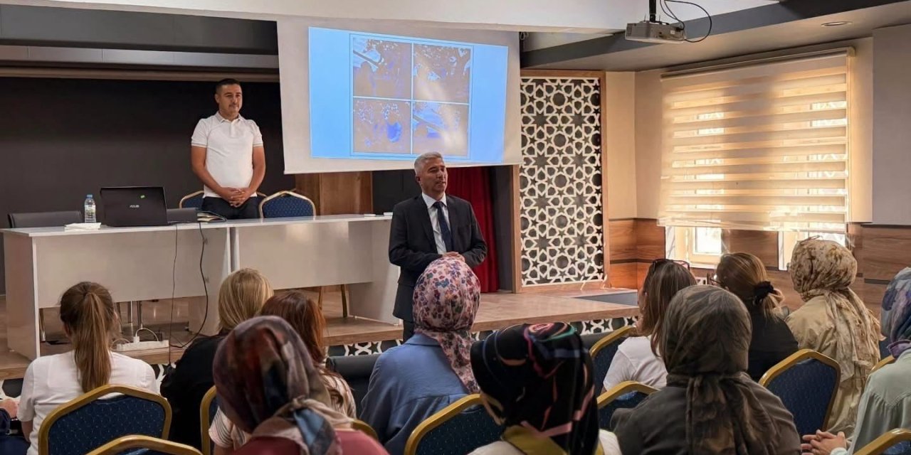 Karapınar’da okul öncesi öğretmenlerine Türkiye Yüzyılı Maarif Modeli semineri