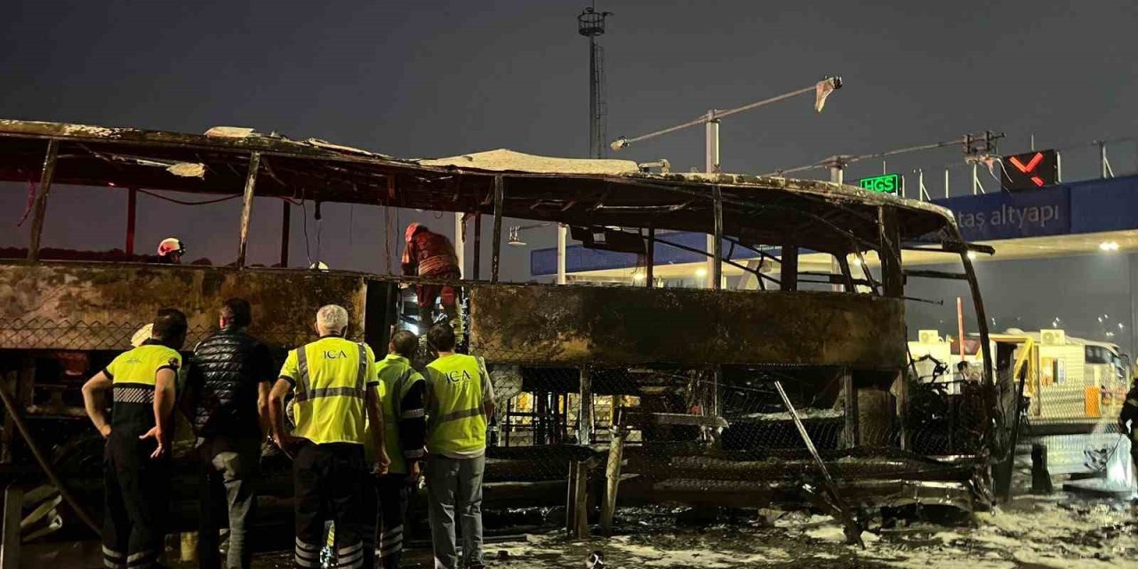Kuzey Marmara Otoyolu'nda Facia: Otobüs Alev Aldı
