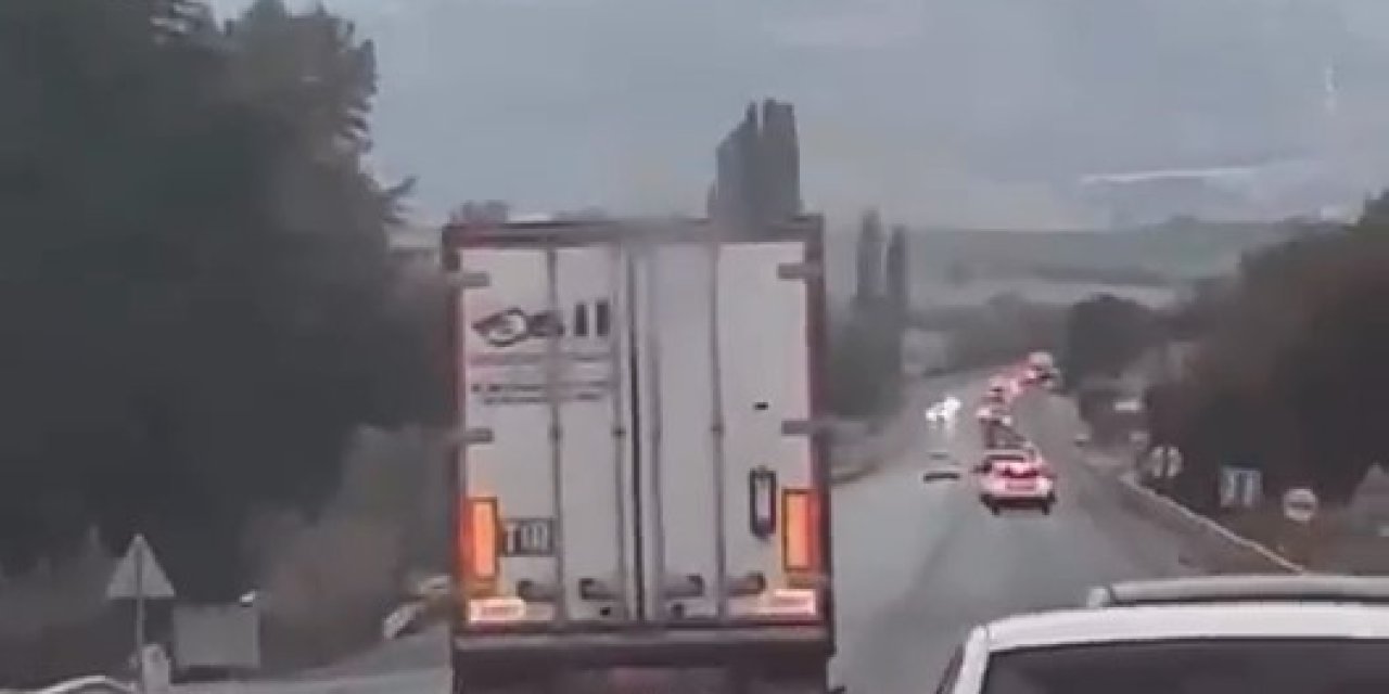 2 genci hayattan koparan facia geliyorum demiş