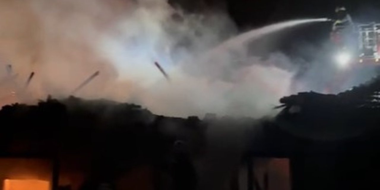 Konya'da Müstakil Ev Küle Döndü