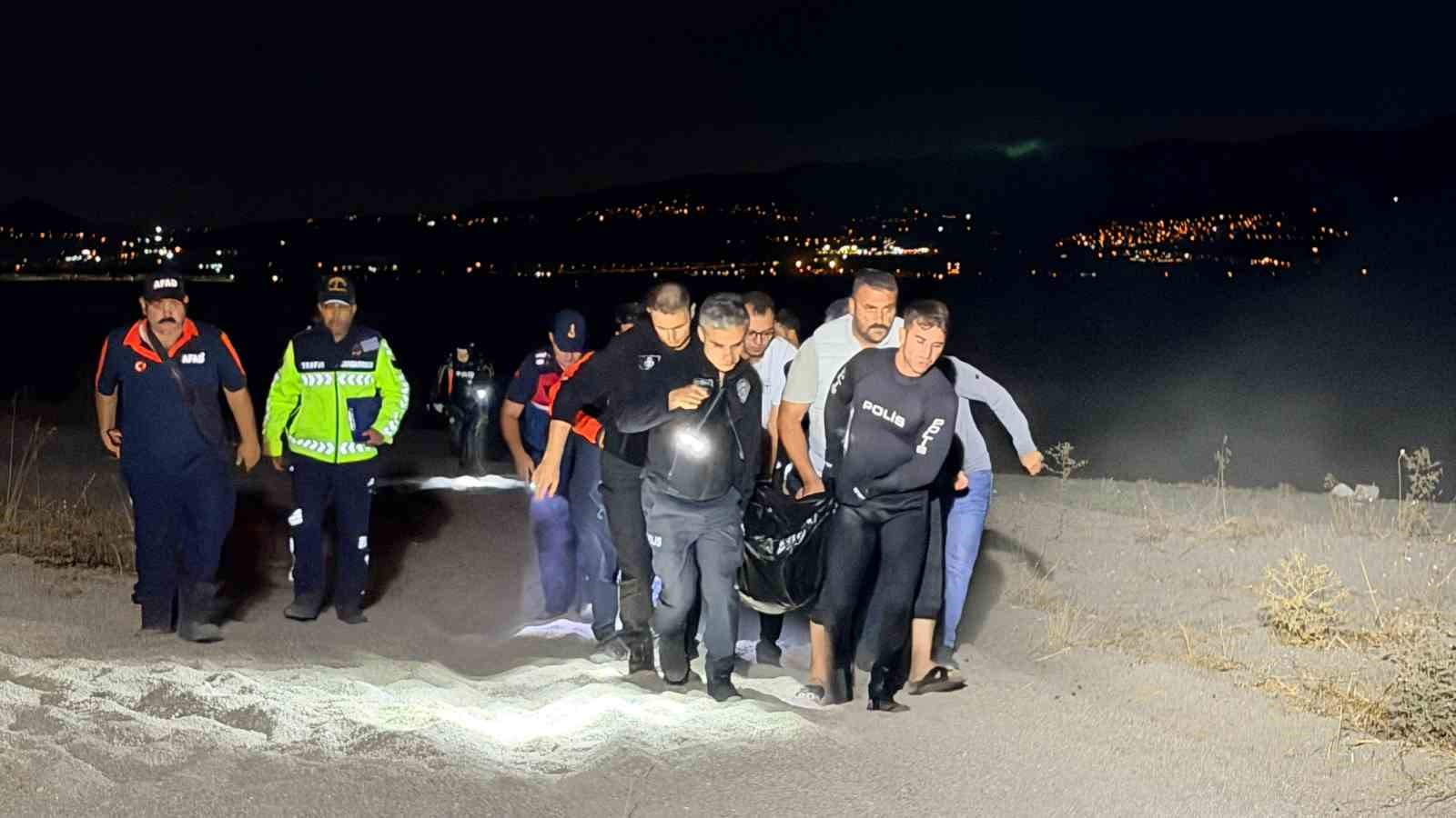 Kayıp öğretmen gölde ölü bulundu