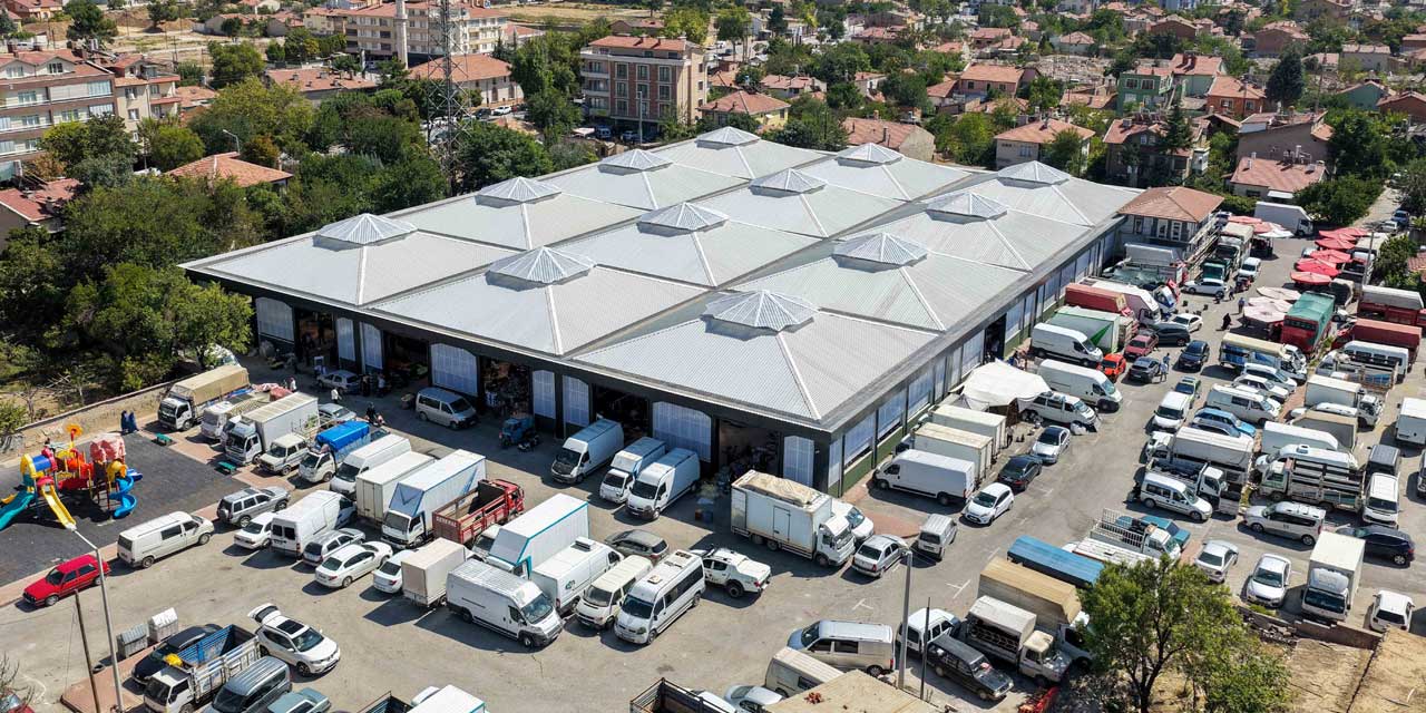 Meram’da Uzunharmanlar Kapalı Pazarı Baştan Sona Yenilendi