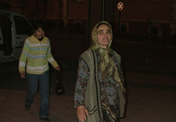 Kocasının üzerine kaynar su döktü