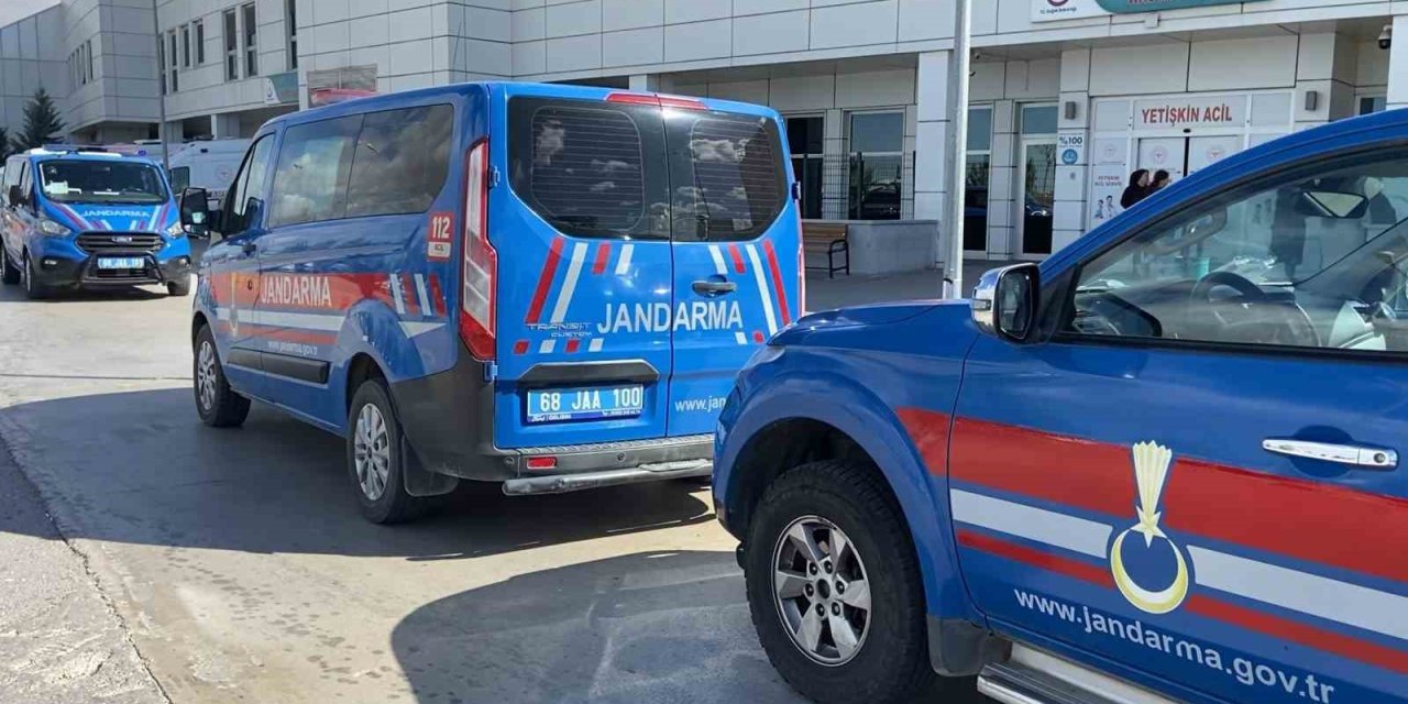 Yorgun mermi kadını yaraladı, 9 maganda tutuklandı