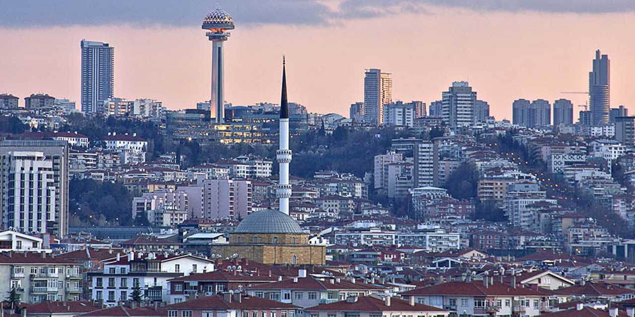 Başkent Politikasında İstifa Dalgası: Yavaş'ın Ardından 7 İsim Daha