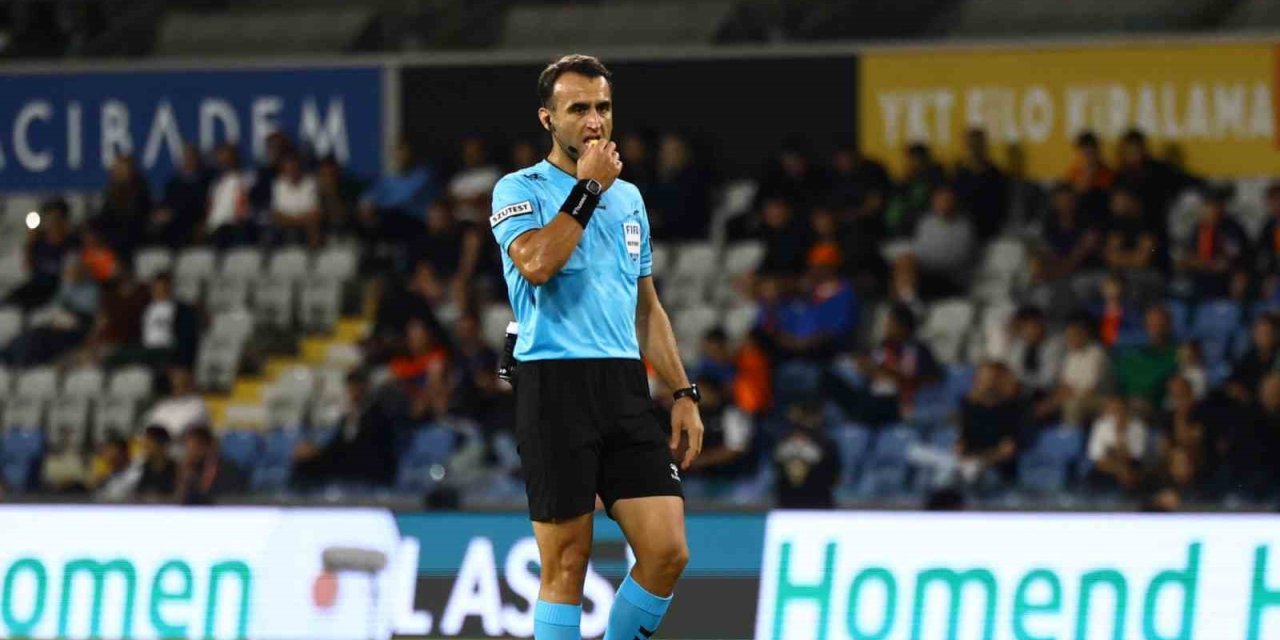 Süper Lig'de En Çok Kart Gösteren Ve Penaltı Veren Hakemler