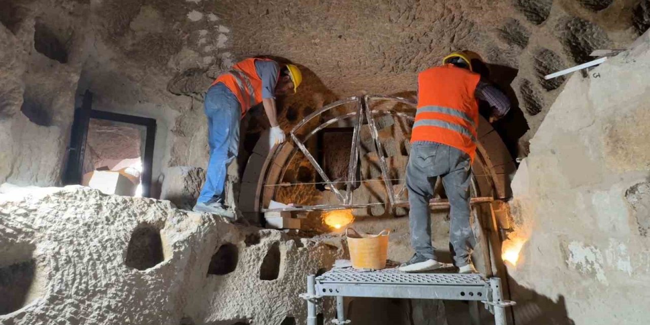 Kapadokya'da Peri Bacalarına Koruma Hamlesi
