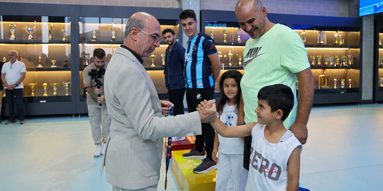 Selçuklu Masa Tenisi Turnuvası Şampiyonlarını Buldu