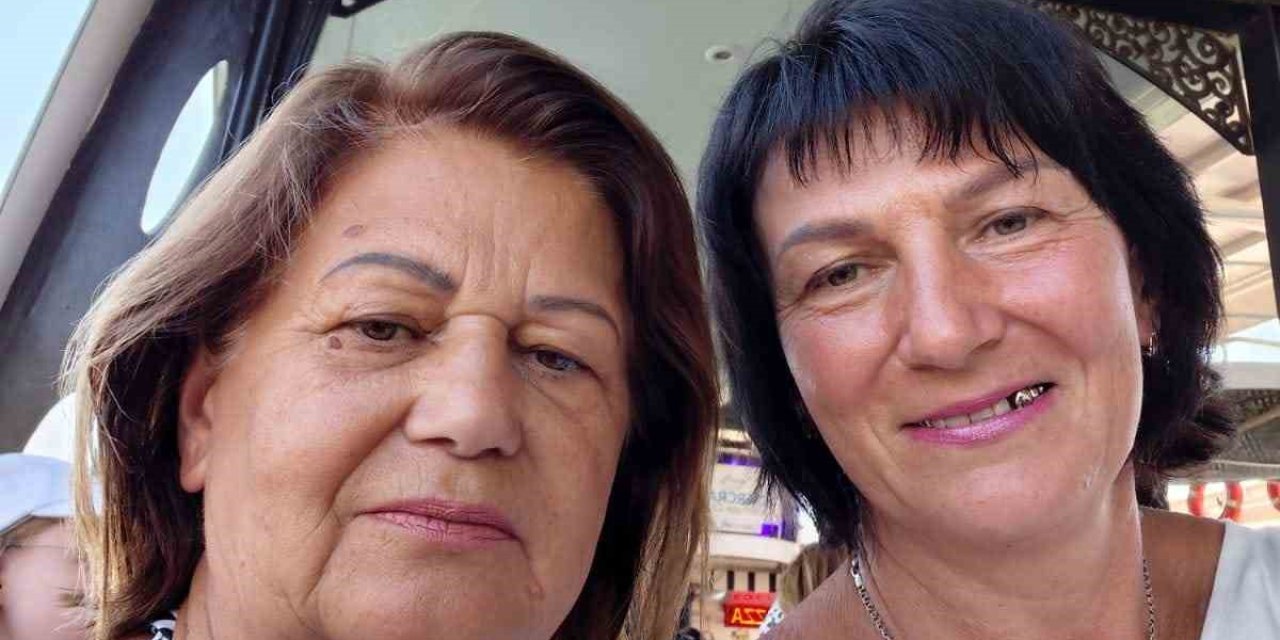 Savaştan kaçıp Almanya’ya yerleştiler tatil için geldikleri Antalya’da trafik kazasında öldüler