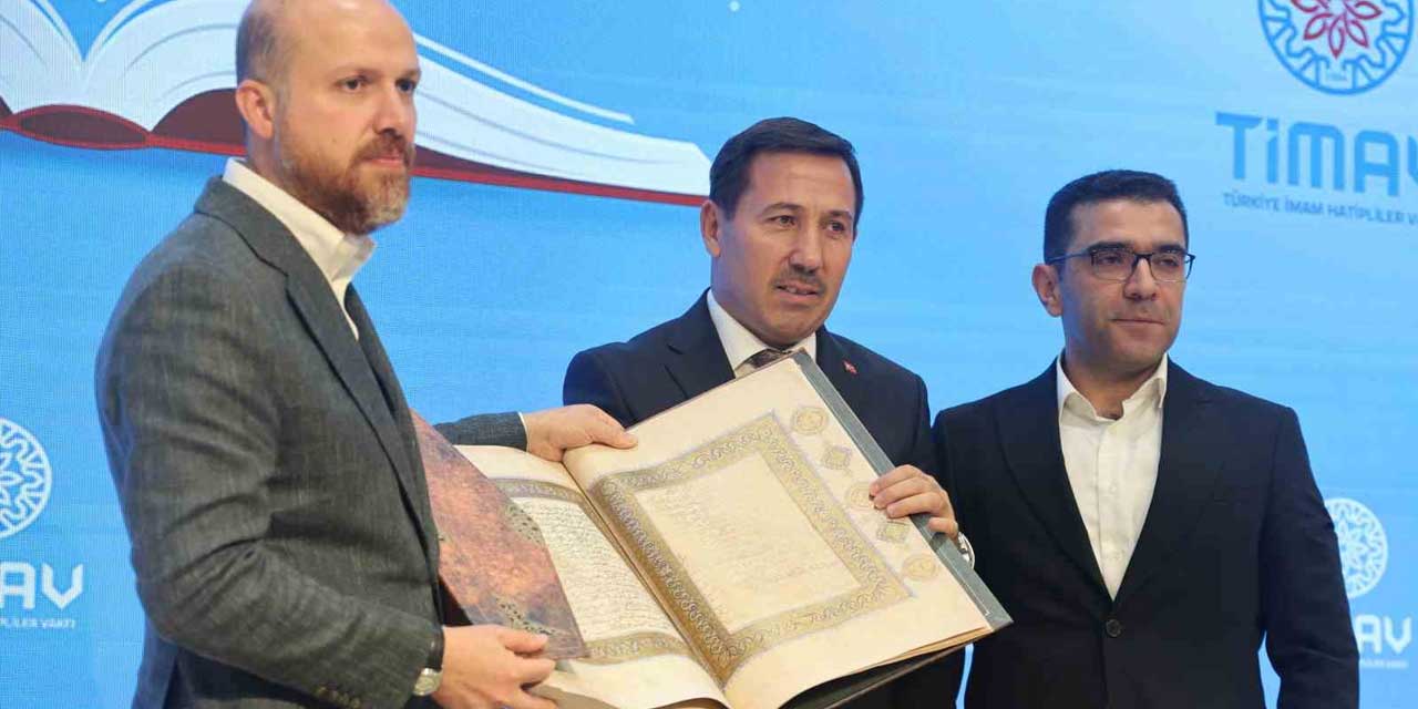 Bilal Erdoğan Konya’da Ödül Törenine Katıldı