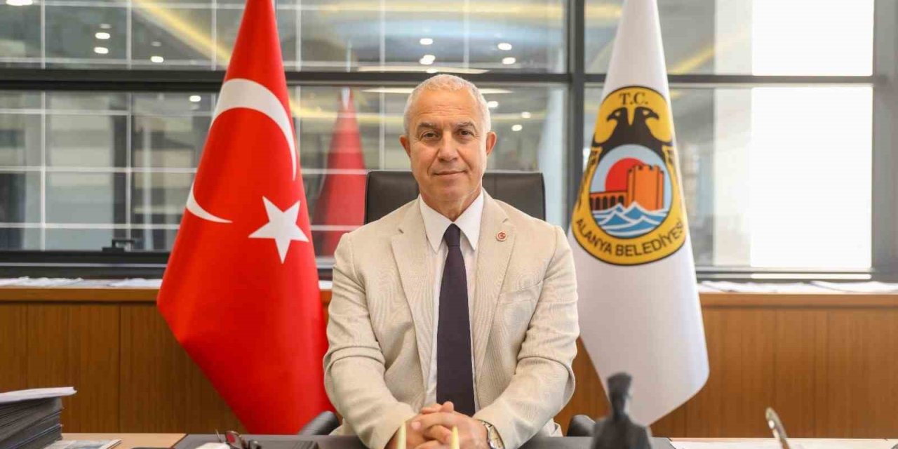 Antalya'da Siyasette Sıcak Gelişme: İki CHP'li Başkan İstifa Etti