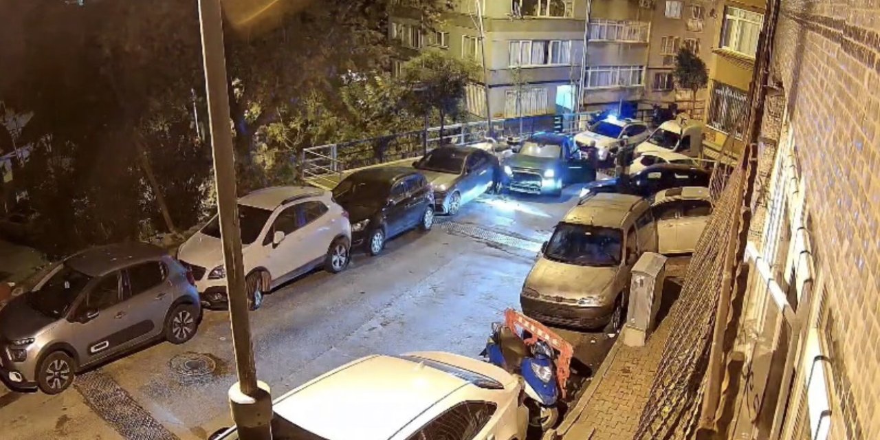 Sözcü TV programcısı Deniz Türkeri polisten kaçarken kaza yaptı