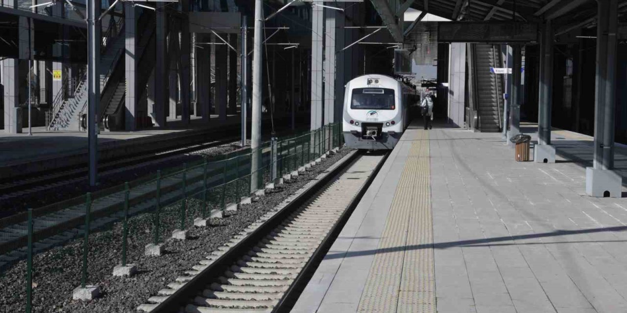 Raylı Sistem Ağında Hedef 1275 Kilometre