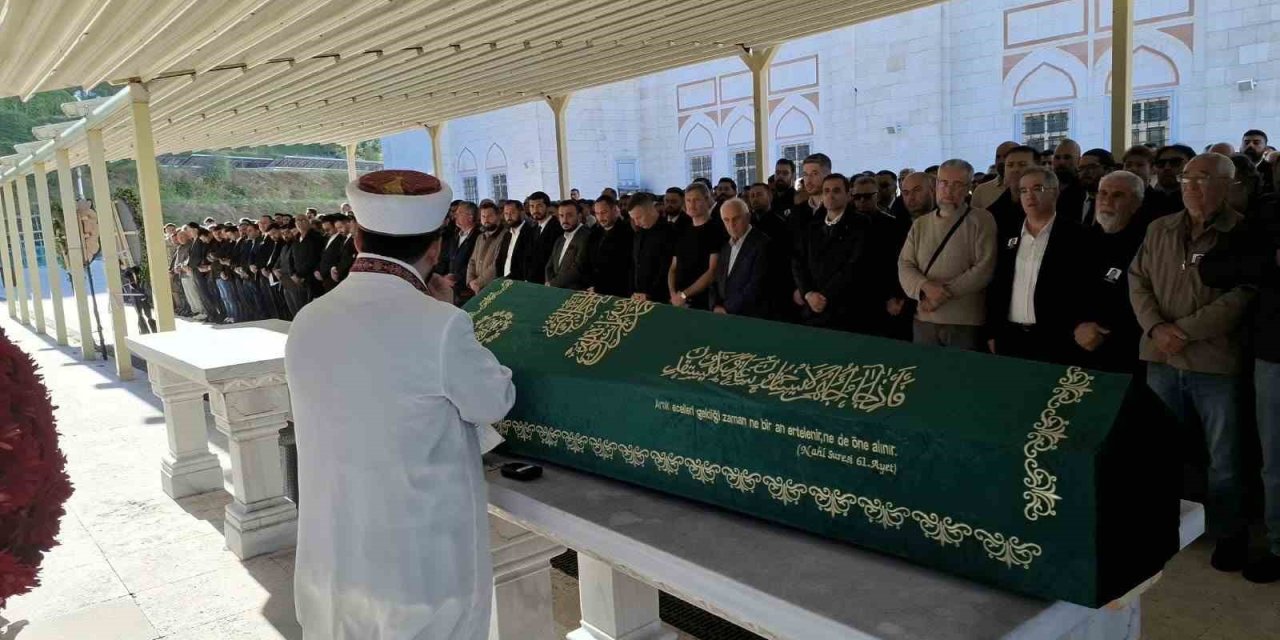 Fon soruşturmasında adı geçen iş insanı Ali Emre Ballı toprağa verildi