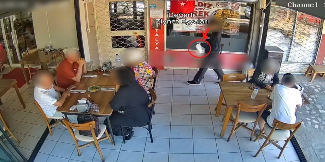 Milyonluk ziynet eşyasını elleriyle dolandırıcıya verdi