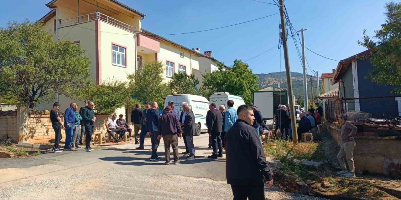 Hüyük'teki Kazada Aile Boyu Acı: 3 Kişi Toprağa Verildi