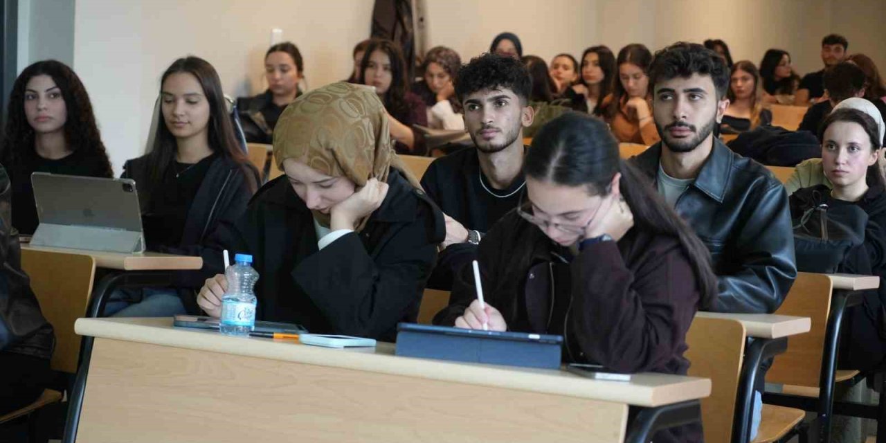 Üniversitelerde daha az ders, daha çok proje dönemi