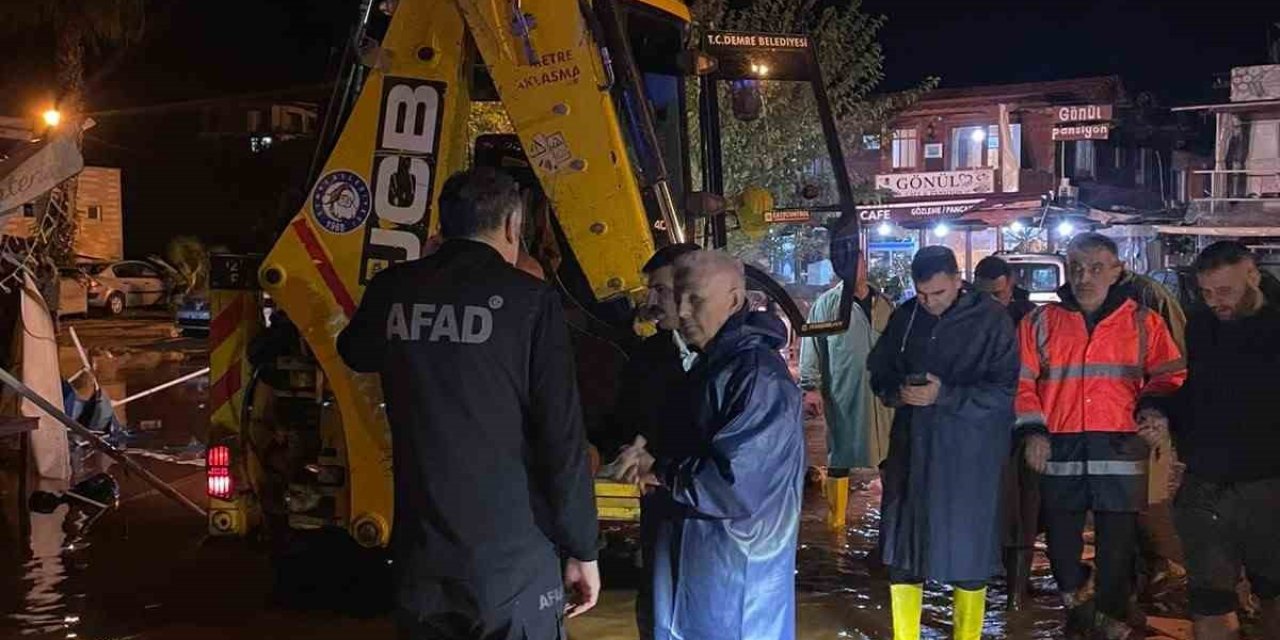 Antalya'da mahsur kalan 13'ü öğrenci 22 kişi kurtarıldı