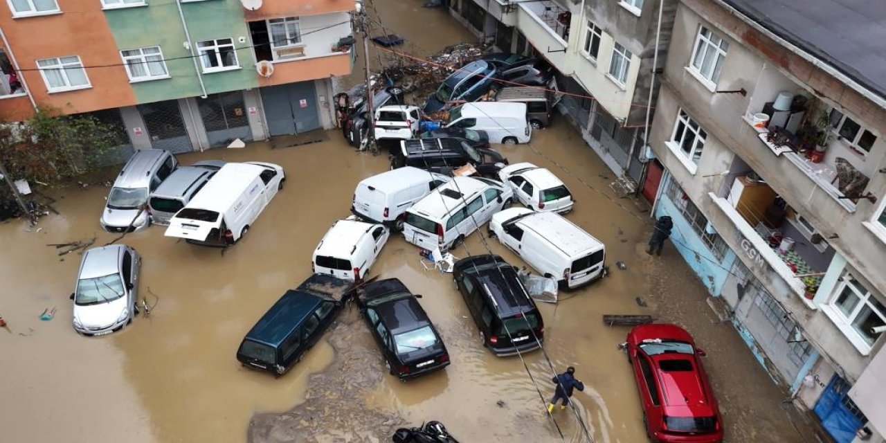 İstanbul Valisi Davut Gül duyurdu! Okullarda tatil uzatıldı