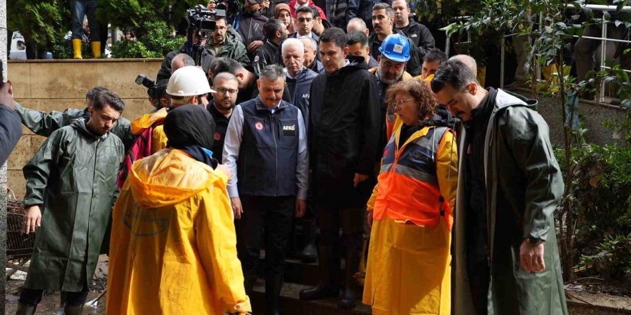 AFAD'dan açıklama: 60 bin 395 personel 1060 gönüllü sahada