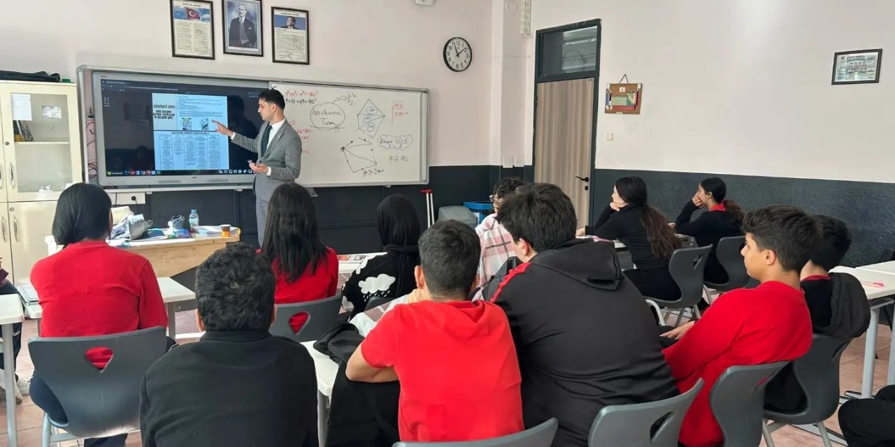 Yalıhüyük’te öğrencilere sınav süreçlerinde motivasyon ve planlama eğitimi verildi