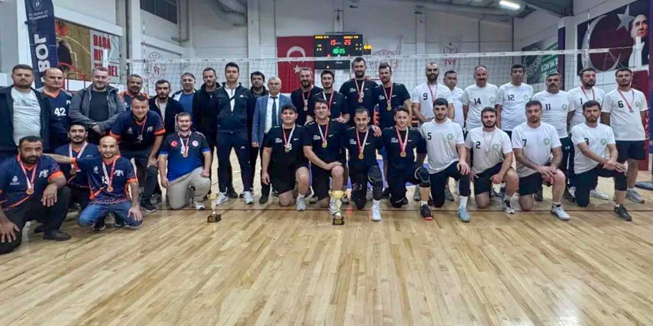 Meram Belediyesi Voleybol Takımı Nevşehir Yolcusu