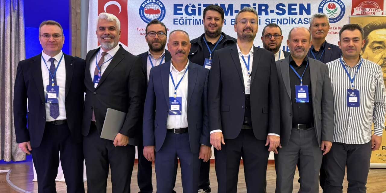 Eğitim-Bir-Sen Konya 2 No'lu Şubede Bayrak Değişimi