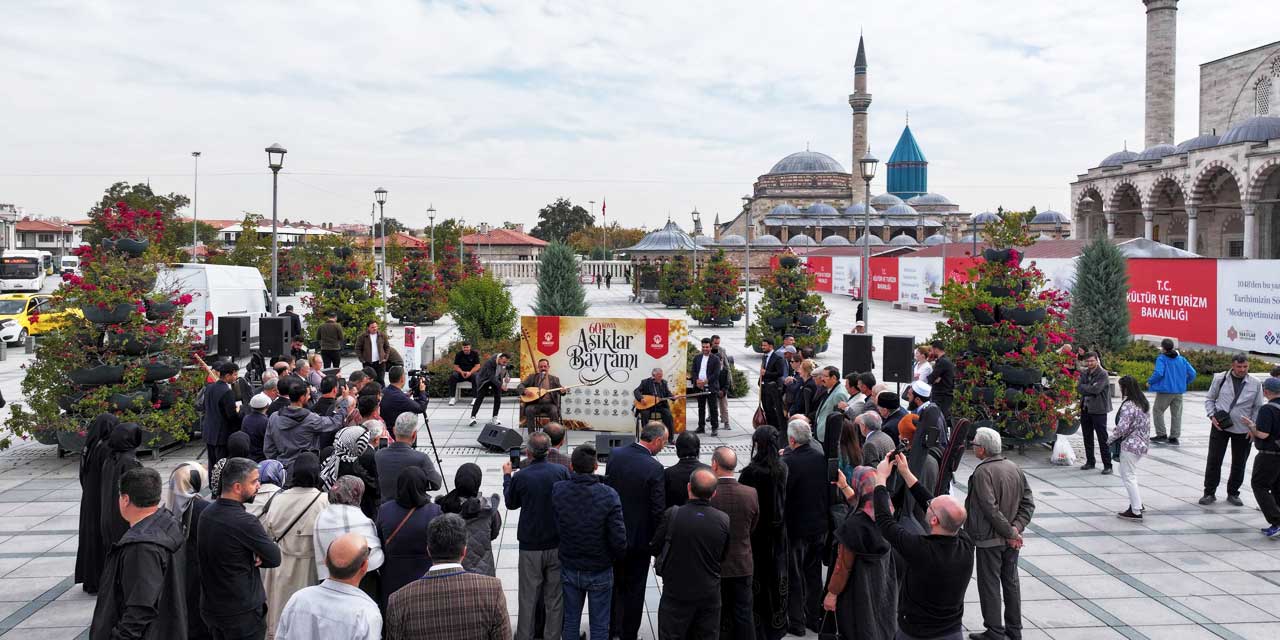 60. Konya Âşıklar Bayramı Mevlana Meydanı’nda Başladı
