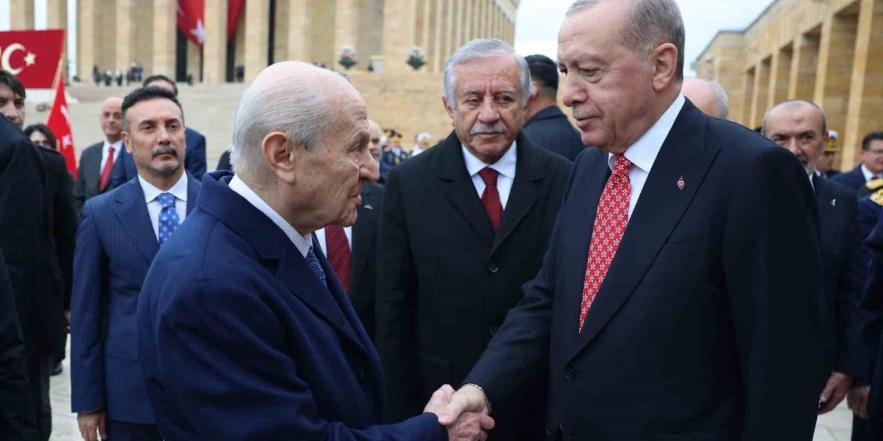 Cumhurbaşkanı Erdoğan’ın kravatında KAAN detayı