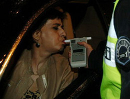 Tilbe içmeden sarhoş oldu