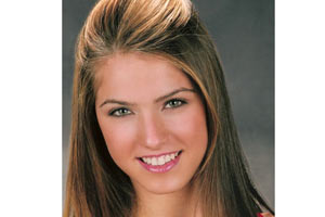 Ceyda Ateş sette soyuldu