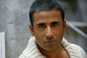 Şarkıcı Emrah iddialara cevap verdi