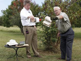 Kuran yakan Kilise'ye sert tepki