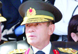 Berk Paşa, gizemli dernek üyesi çıktı!