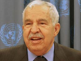 Kaddafi'nin danışmanı kararını verdi