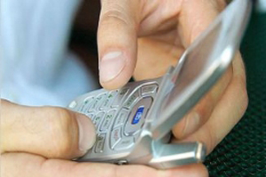 Cep kullanıcılarına casus yazılım uyarısı