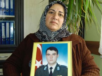 Başbakan'a hakaret davasında beraat