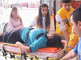 Anne ile kızı feci dayak yedi!