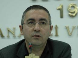 Hürriyet’in yönetici abisi, anlat bakalım