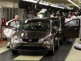 Honda İngiltere'de üretimi kısıyor
