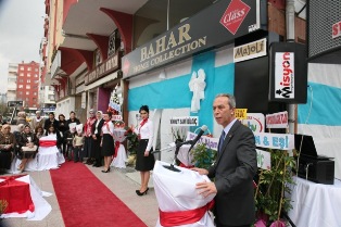 Bahar Home Collection ilk mağazasını açtı