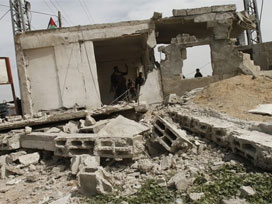 İsrail Gazze'yi füzeyle vurdu: 3 ölü