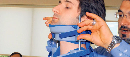 Boyun fıtığına protez çözümü