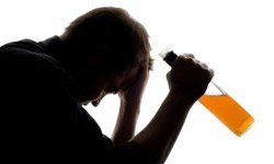 Türkiye'de 4 milyon alkolik var