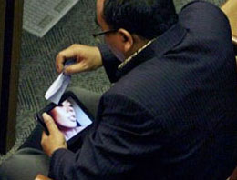 Pornocu vekil öyle bir ceza aldı ki...