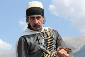 Hür Adam'dan "Che" çıkışı