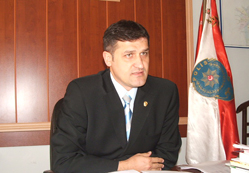 Okul fareleri yakalandı