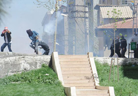 Devlet zorbaları sırtından atmalı !