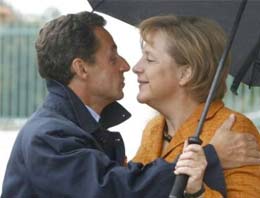 Sarkozy göçmenlere dur dedi